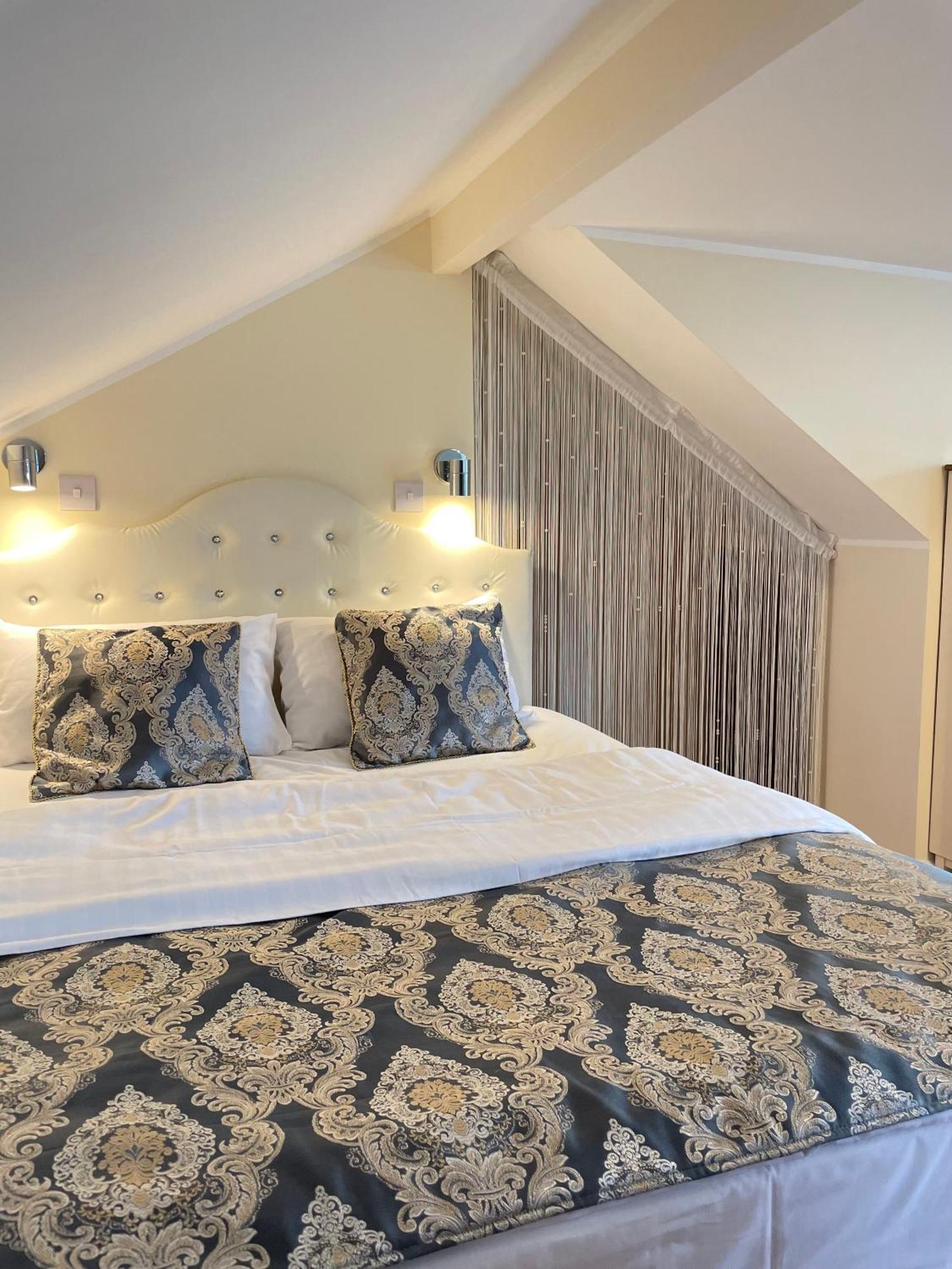 The White Lodge Hotel Герефорд Екстер'єр фото